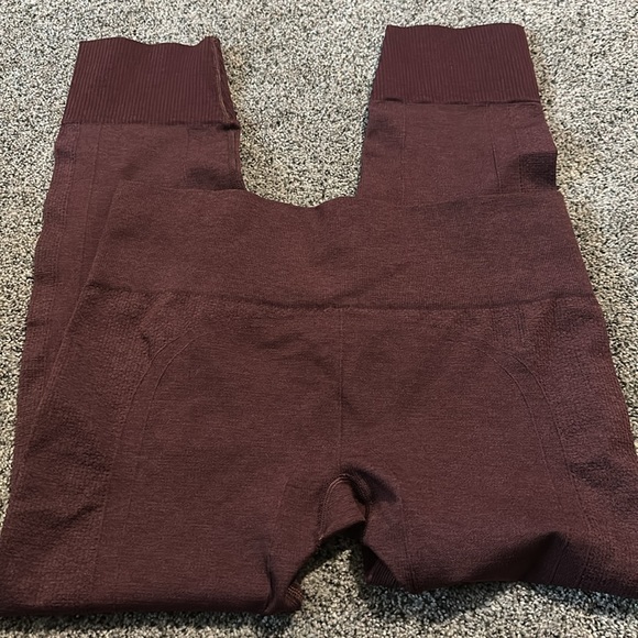 Lululemon Ebb To Street Pants - Picture 8 of 9